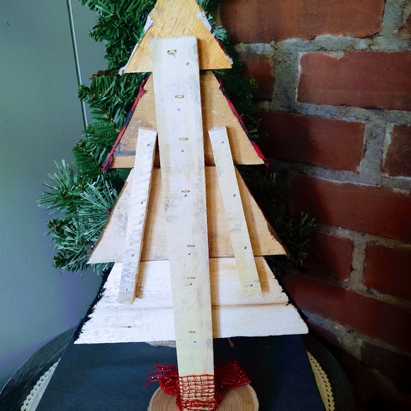 Hand Crafted Repurposed Wood Rustic Wooden Christmas Tree, Farmhouse Decor 16" - Picture 5 of 9